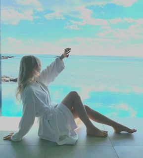 Elina Karimova feet photo 1