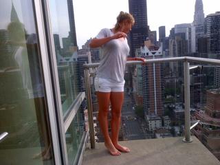 Elina Svitolina feet photo thumbnail