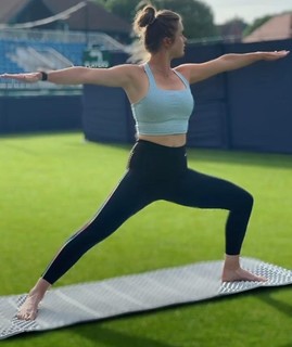 Elina Svitolina feet photo thumbnail