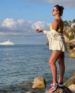 Elina Svitolina feet photo thumbnail