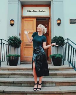 Eline De Munck feet photo 6