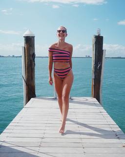 Eline De Munck feet photo 13