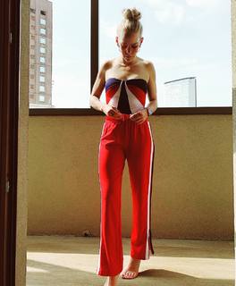 Eline De Munck feet photo 12