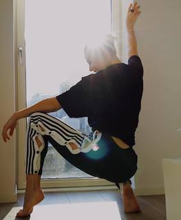 Eline De Munck feet photo 8