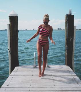 Eline De Munck feet photo 9