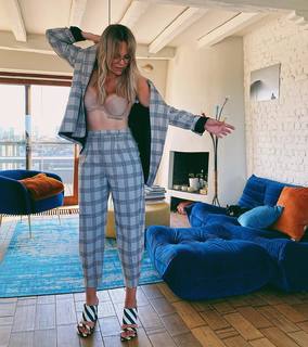 Eline De Munck feet photo 20