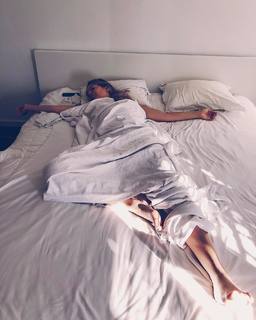 Eline De Munck feet photo 10