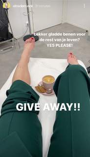 Eline De Munck feet photo 3