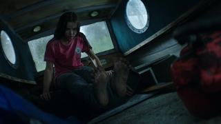 Eline Powell feet photo 7
