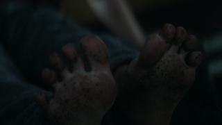 Eline Powell feet photo 5