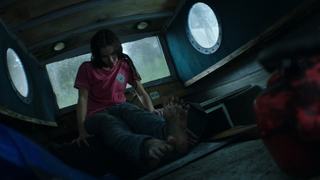 Eline Powell feet photo 2
