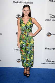 Eline Powell feet photo 20