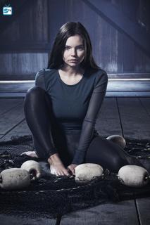 Eline Powell feet photo 6