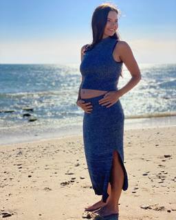 Eline Powell feet photo 2