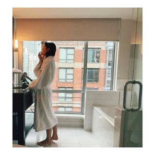 Eline Powell feet photo 15
