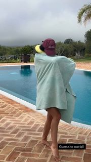 Eline Powell feet photo 10