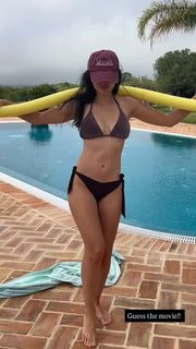 Eline Powell feet photo 6