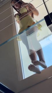 Elisa Esposito feet photo 17