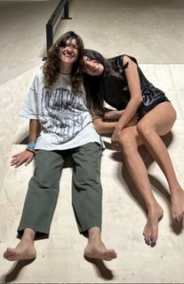 Elisa feet photo 1