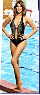 Elisa Isoardi feet photo thumbnail