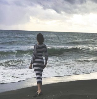 Elisa Isoardi feet photo thumbnail