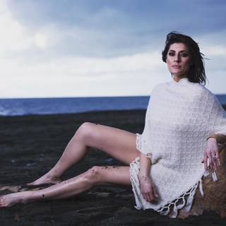 Elisa Isoardi feet photo thumbnail
