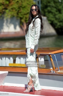 Elisa Maino feet photo 1