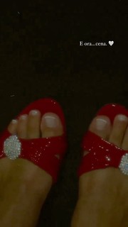 Elisa Maino feet photo 17