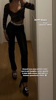 Elisa Maino feet photo 4
