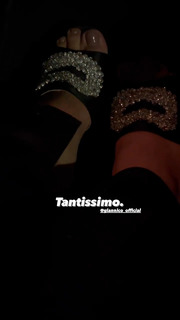 Elisa Maino feet photo 2