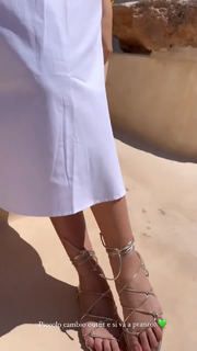 Elisa Maino feet photo 2