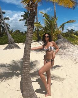 Elisa Maino feet photo 15