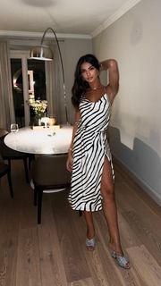 Elisa Maino feet photo 1