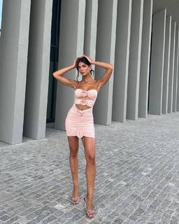 Elisa Maino feet photo 4