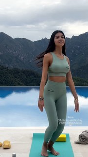 Elisa Maino feet photo 7