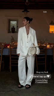 Elisa Maino feet photo 12