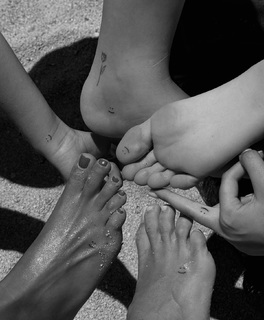 Elisa Maino feet photo 8
