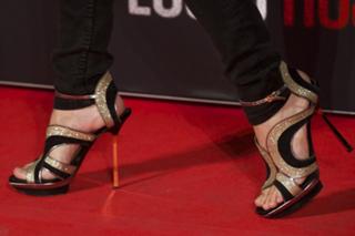 Elisa Mouliaá feet photo 3