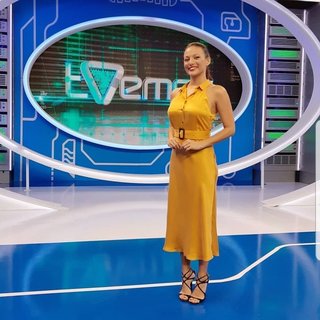 Elisa Mouliaá feet photo 18