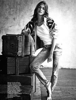 Elisa Sednaoui feet photo 7