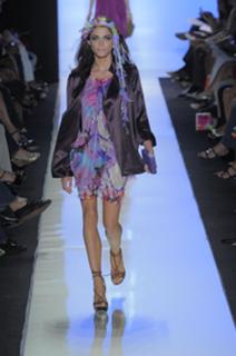 Elisa Sednaoui feet photo 3