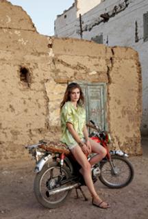 Elisa Sednaoui feet photo 9
