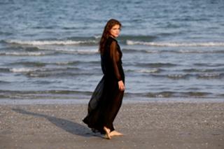 Elisa Sednaoui feet photo 10