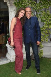 Elisa Sednaoui feet photo 1