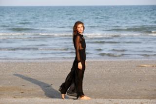 Elisa Sednaoui feet photo 9