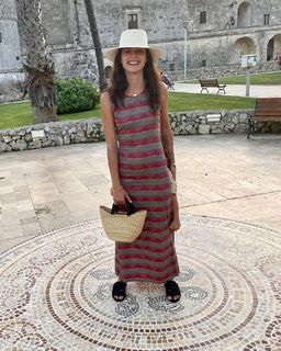 Elisa Sednaoui feet photo 9