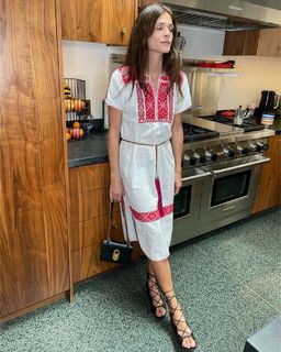 Elisa Sednaoui feet photo 2