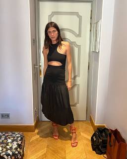 Elisa Sednaoui feet photo 9
