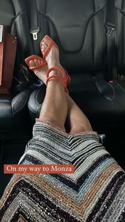 Elisa Sednaoui feet photo 8