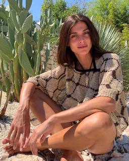 Elisa Sednaoui feet photo 8